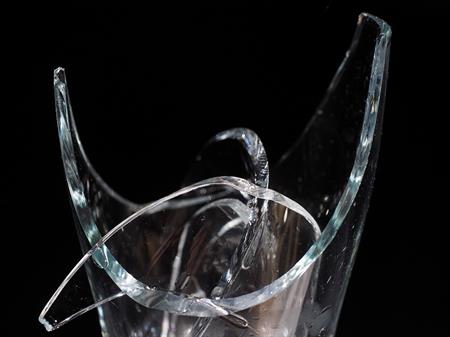 36 Maanden Cel Voor Poging Doodslag Door Steken Met Kapotte Fles In Hals
