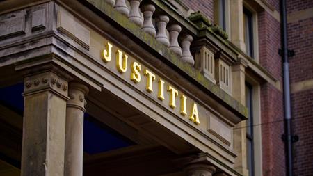 Burgemeester Zaanstad mag café Teasers niet sluiten