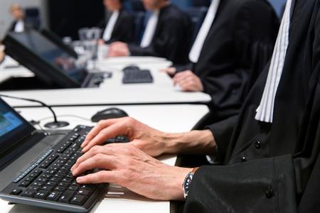 LOVS verhoogt boetes en vergoedingen