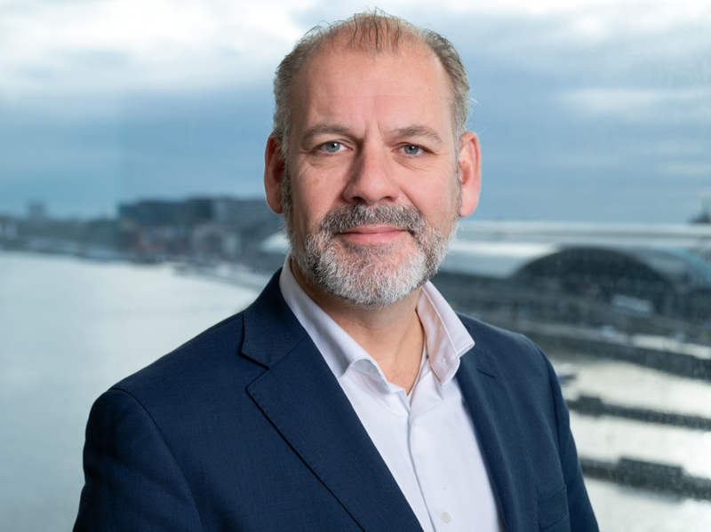 Mr. drs. I. van de Velde