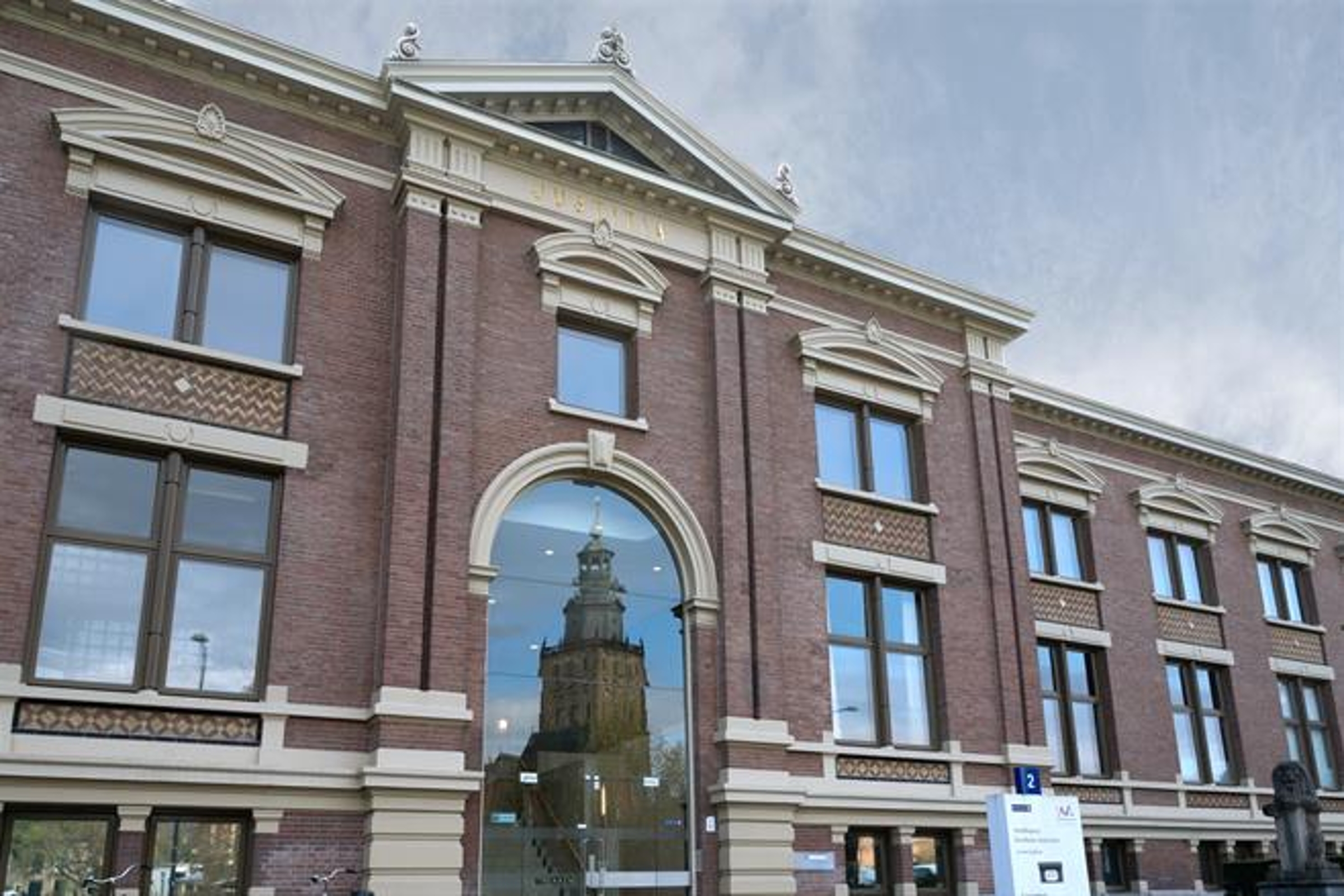 Tijdelijk andere ingang bezoekers rechtbank in Zutphen
