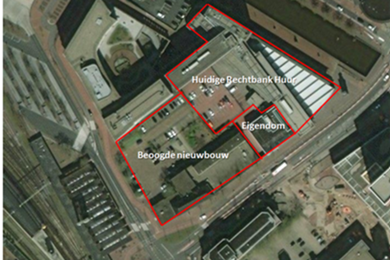 Luchtfoto gerechtsgebouw Almelo, huidig en nieuwbouwlocatie