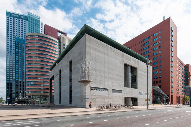 Voorgevel van de rechtbank Rotterdam