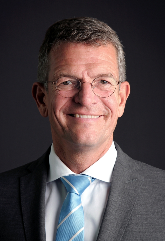 mr. H.J.H. (Bart) van Meegen