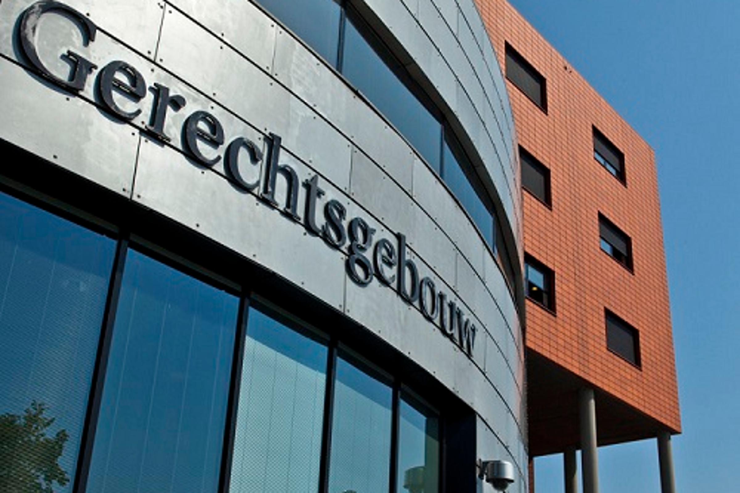 Ontuchtpleger schoolplein Heiloo veroordeeld