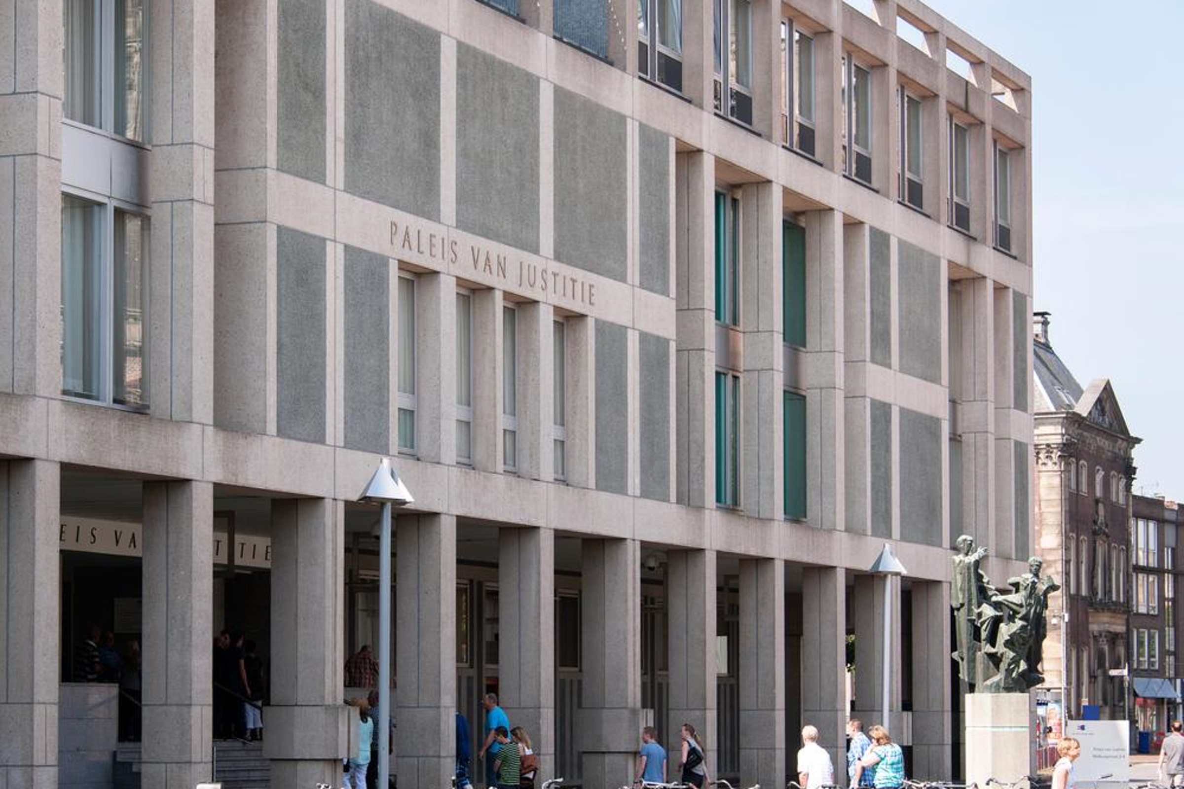 Man veroordeeld voor steekpartij en man veroordeeld voor vechtpartij in Arnhemse wijk Klarendal