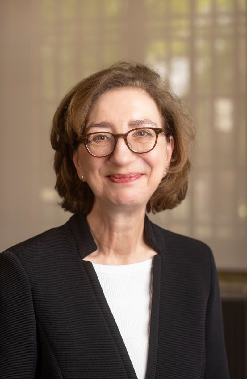 Mr. A.A.E. Dorsman Vice-chairman