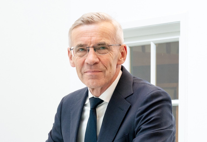 Mr. R.C.C. van Leest MPM