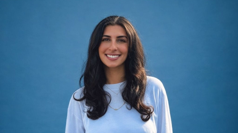 Portretfoto van Toeloe Kherad