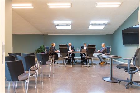 Zittingszaal Wijkrechter Nieuw-West, foto Anne Reinke